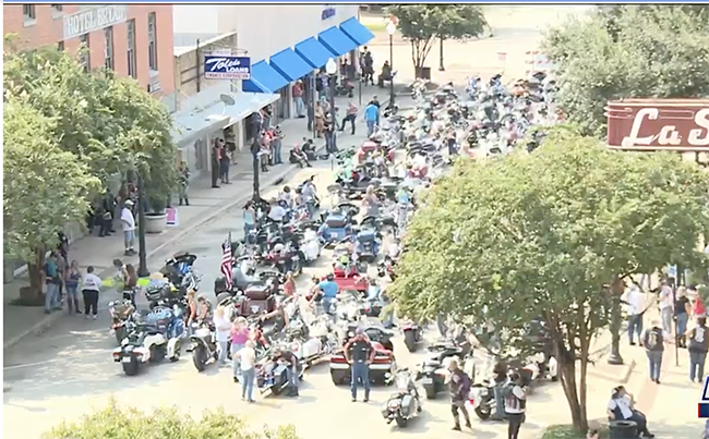 Ladies in Leather: More than 1,000 female bikers descend on Texas town