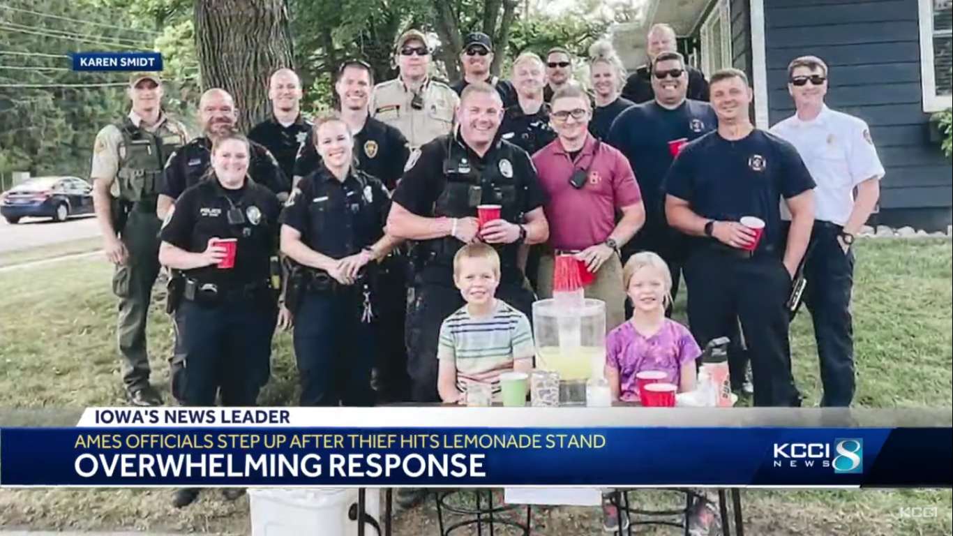 From sour to sweet: Community rallies after twins are robbed at their lemonade stand